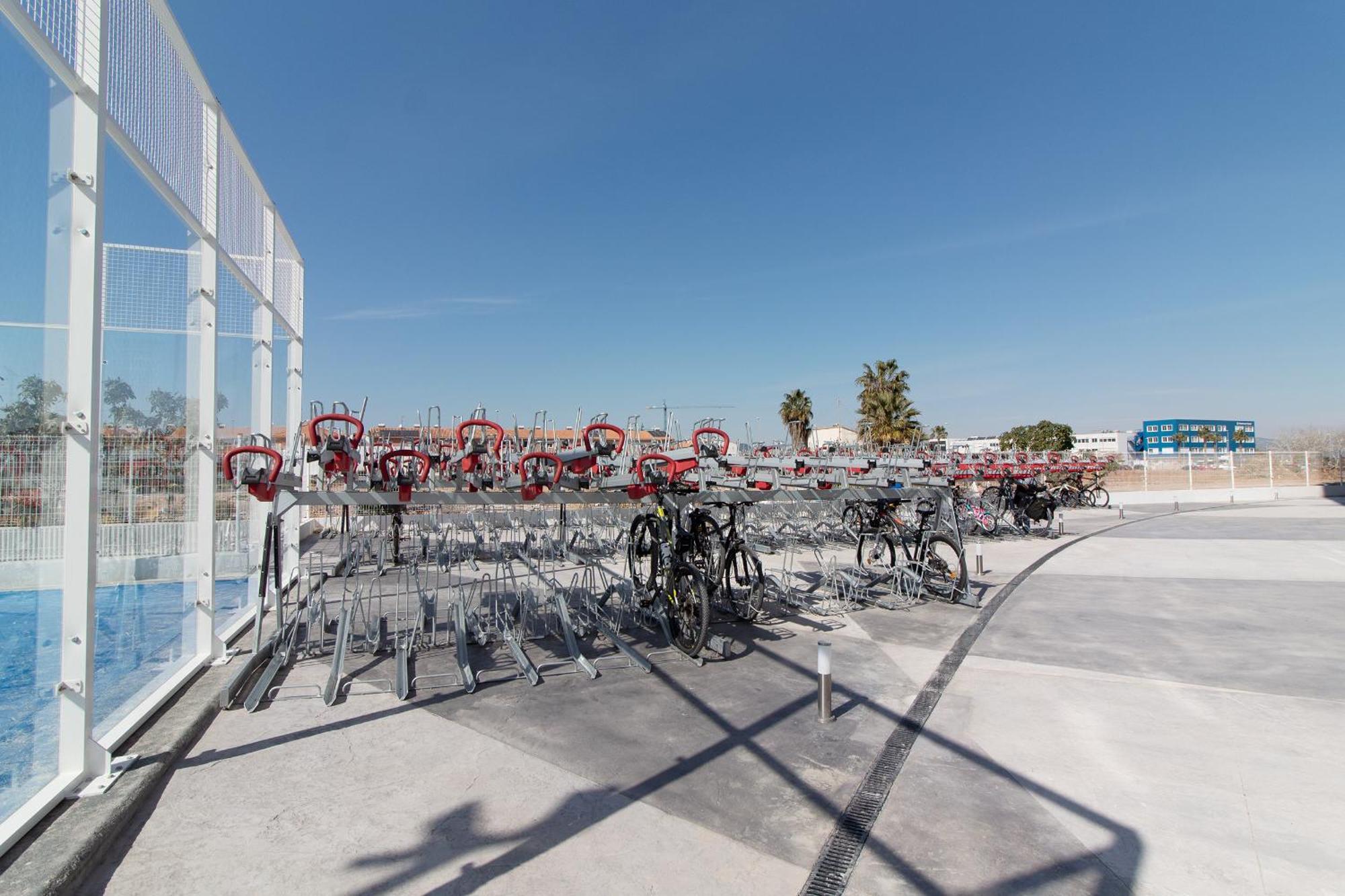 Global Properties, Apartamento Con Terraza Y Vistas Al Mar Y A La Montana Canet d'En Berenguer Exterior foto